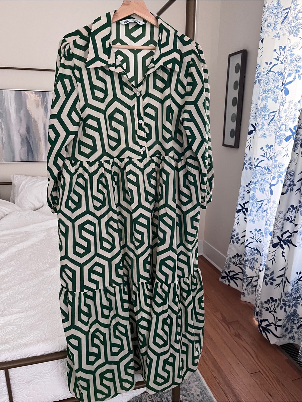 Zara Green and Cream Geometric Midi Shirt Dress - Picture 2 of 8